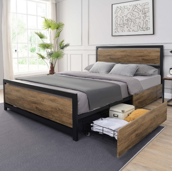 Tempat Tidur dengan Kerangka Kayu Berlaci Logam